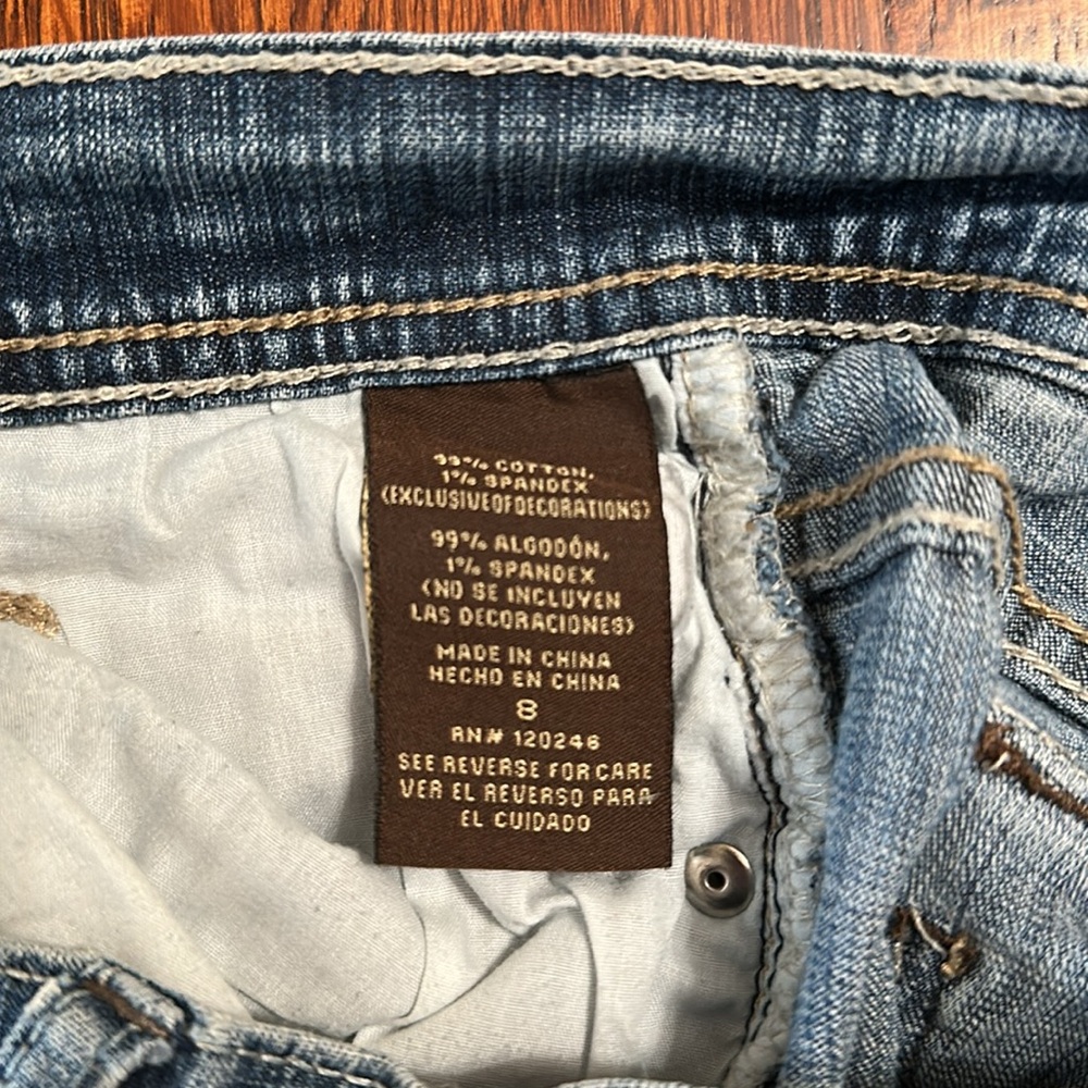 Foster Jeans - Picture 9 of 9
